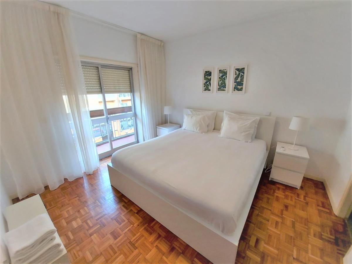 Braga Centro - Apartamento Espacoso E Confortavel - Todas As Comodidades Ngoại thất bức ảnh