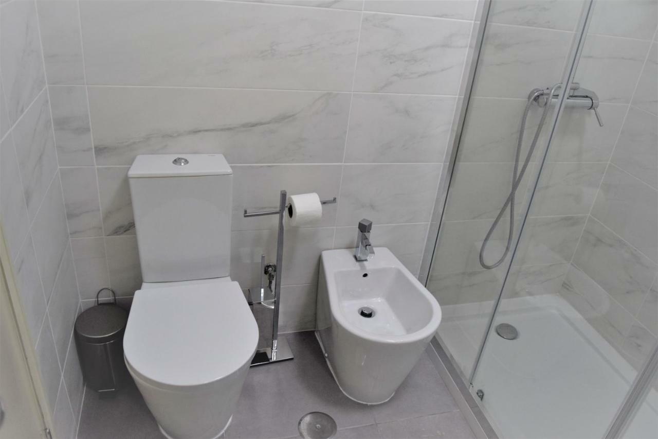 Braga Centro - Apartamento Espacoso E Confortavel - Todas As Comodidades Ngoại thất bức ảnh