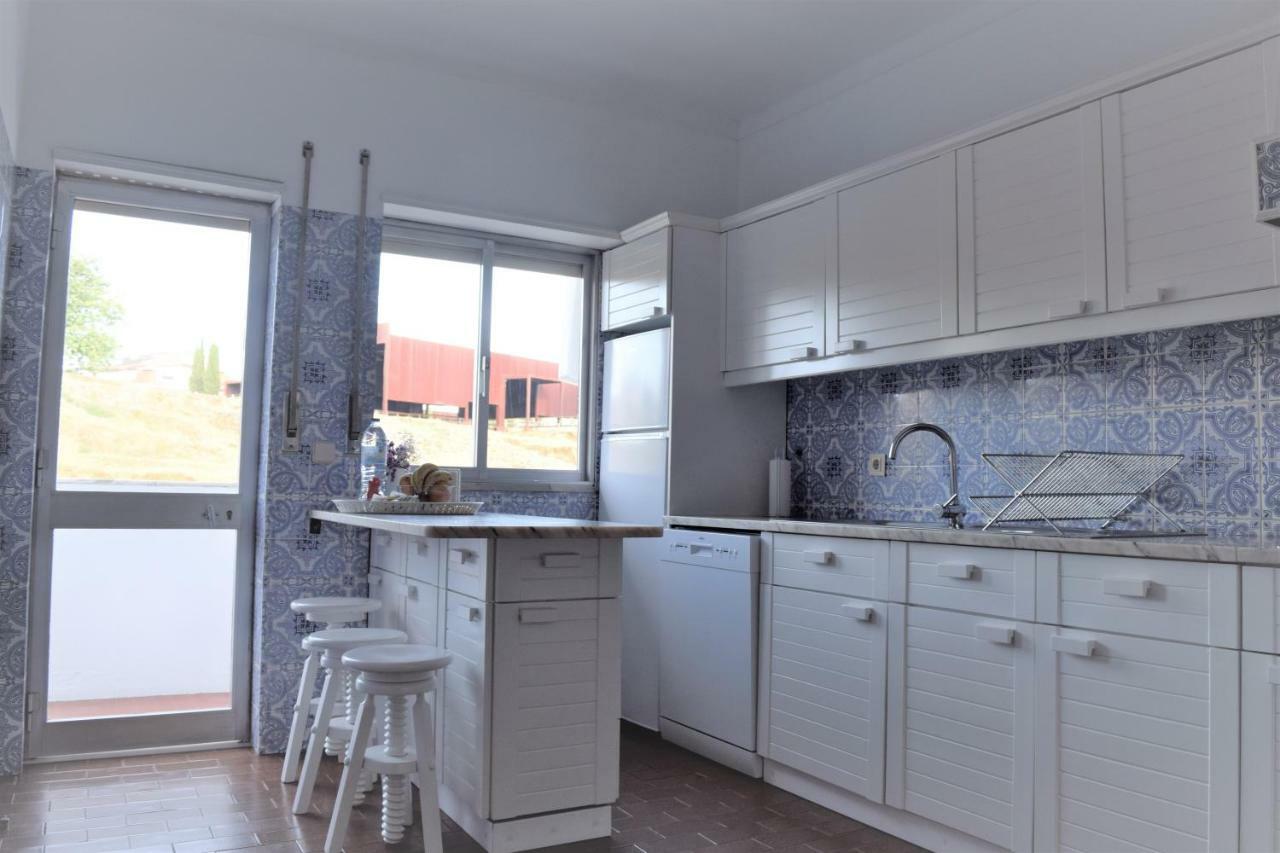 Braga Centro - Apartamento Espacoso E Confortavel - Todas As Comodidades Ngoại thất bức ảnh